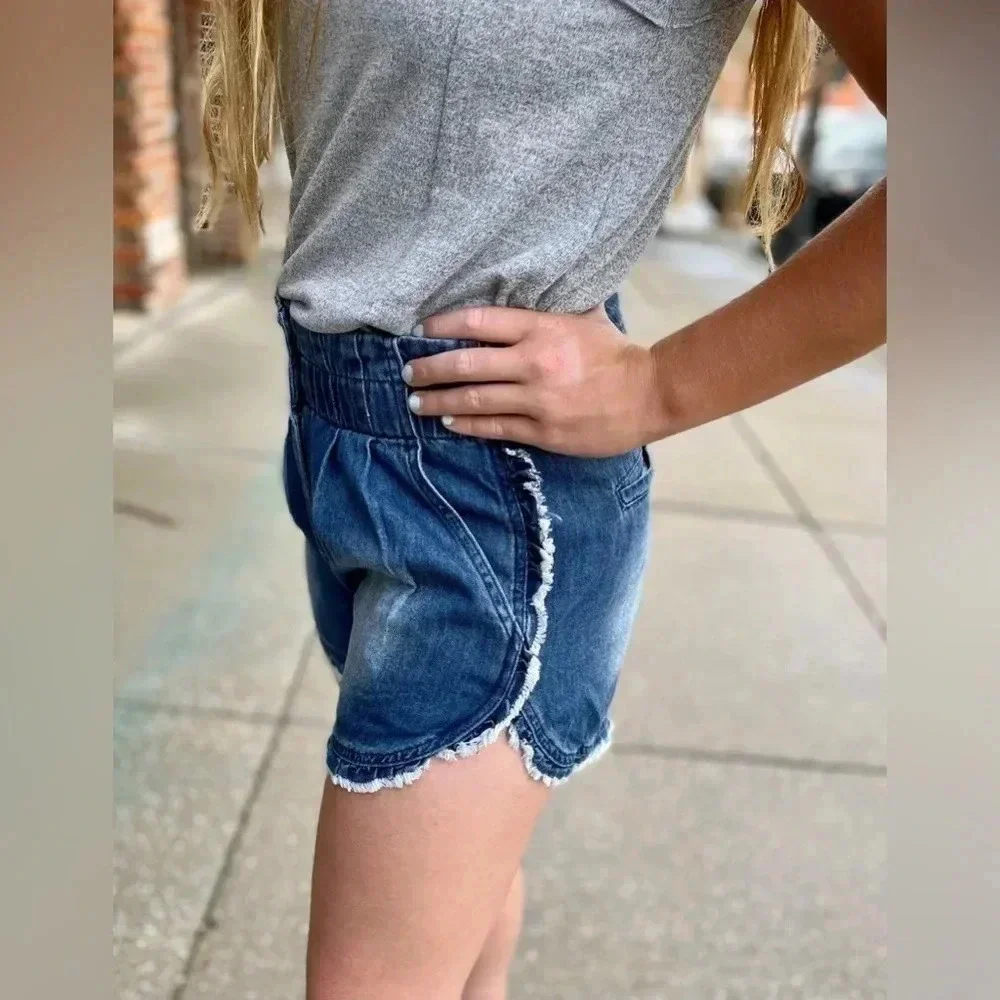 Boutique Denim Shorts - 3X NWT - Picture 2 of 9